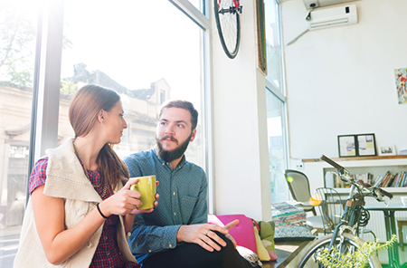 背靠窗户如何风水化解(图1) 背靠窗户如何风水化解(图1)