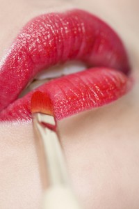 刀子嘴豆腐心的面相女(图1)