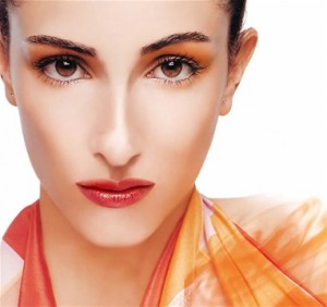 从眉毛形状看你是否有桃花(图1)