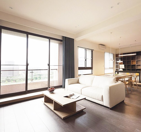 沙发与窗户风水对冲(图1)