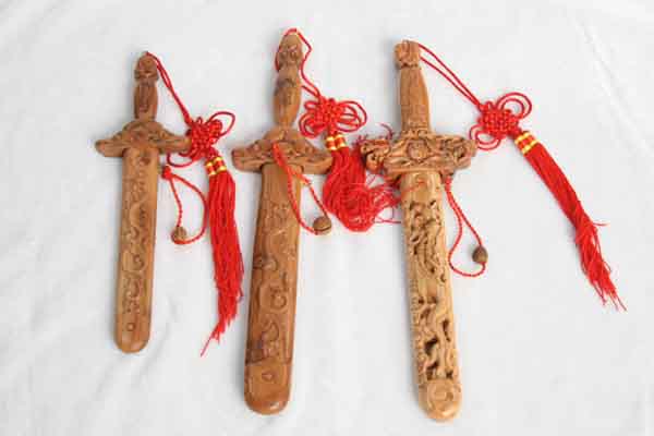 桃木辟邪 桃木剑为什么能辟邪(图1)