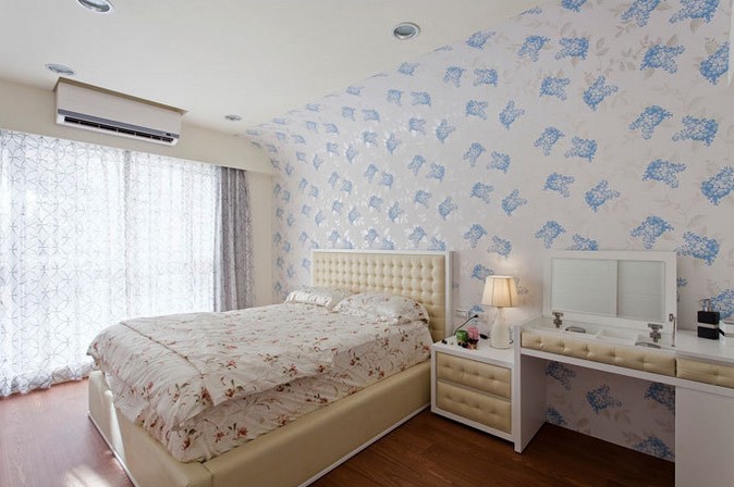 新婚夫妻卧室风水(图1) 新婚夫妻卧室风水(图1)