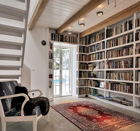 家居大门、客厅、阳台三点成一线不适宜犯穿煞 怎样化解穿煞(图1)