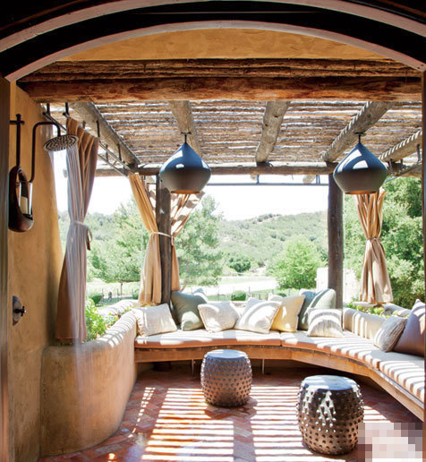 阳台风水为什么要紫气东来 阳台风水八大禁忌(图1) 阳台风水为什么要紫气东来 阳台风水八大禁忌(图1)