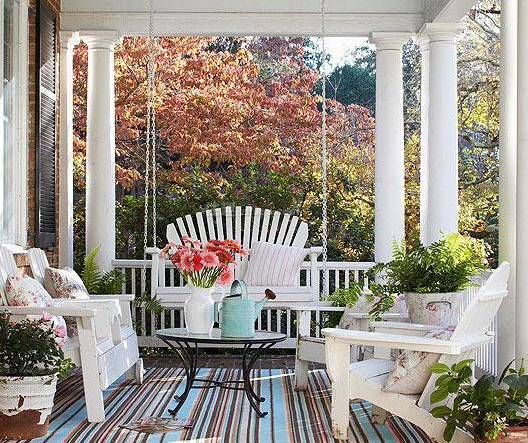 入户门直对阳台是容易漏财的家居风水禁忌之一(图1)