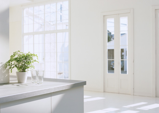 窗前见什么地方才算吉利 好的家居风水帮你趋吉避凶(图1) 窗前见什么地方才算吉利 好的家居风水帮你趋吉避凶(图1)