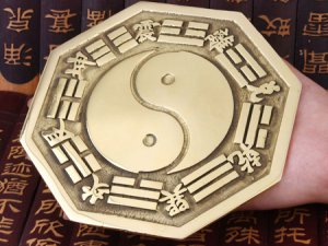 八卦镜作用